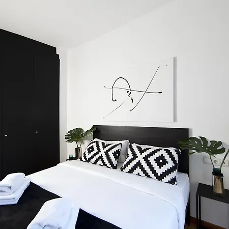 Apartment L'arago By The Streets