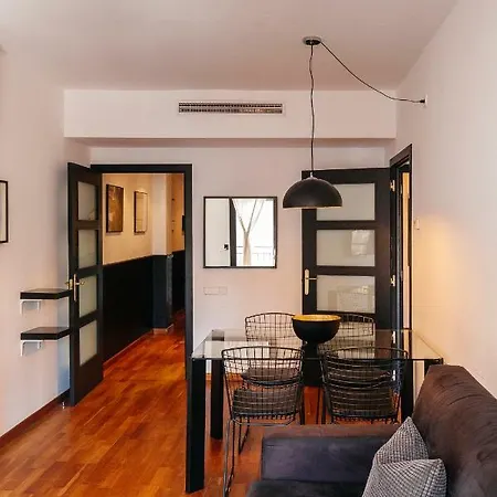 Apartment L'arago By The Streets *